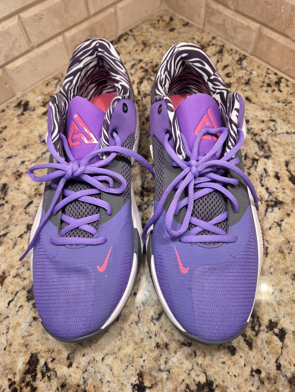 Nike Zoom Freak 4 Action Grape Pinksicle DO9680-500 Men's Size 10 NWOB